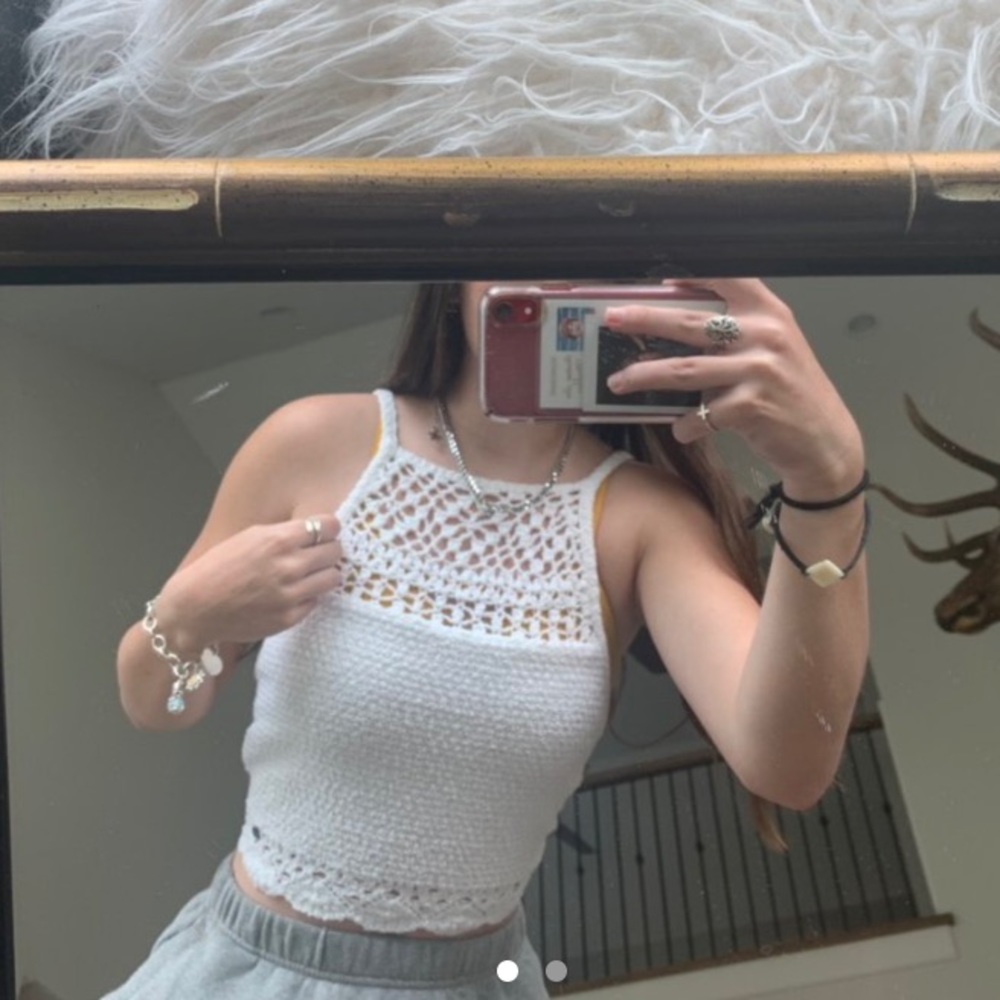 crochet top size xs but could fit small
